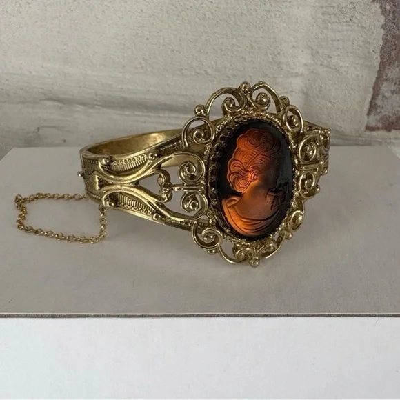 VTG Whiting & Davis Bracelet Gold Tone Amber Brown Intaglio Cameo Jewelry - Picture 3 of 14